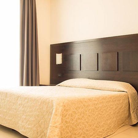 Hotel I Crespi โกรเซตโต ภายนอก รูปภาพ