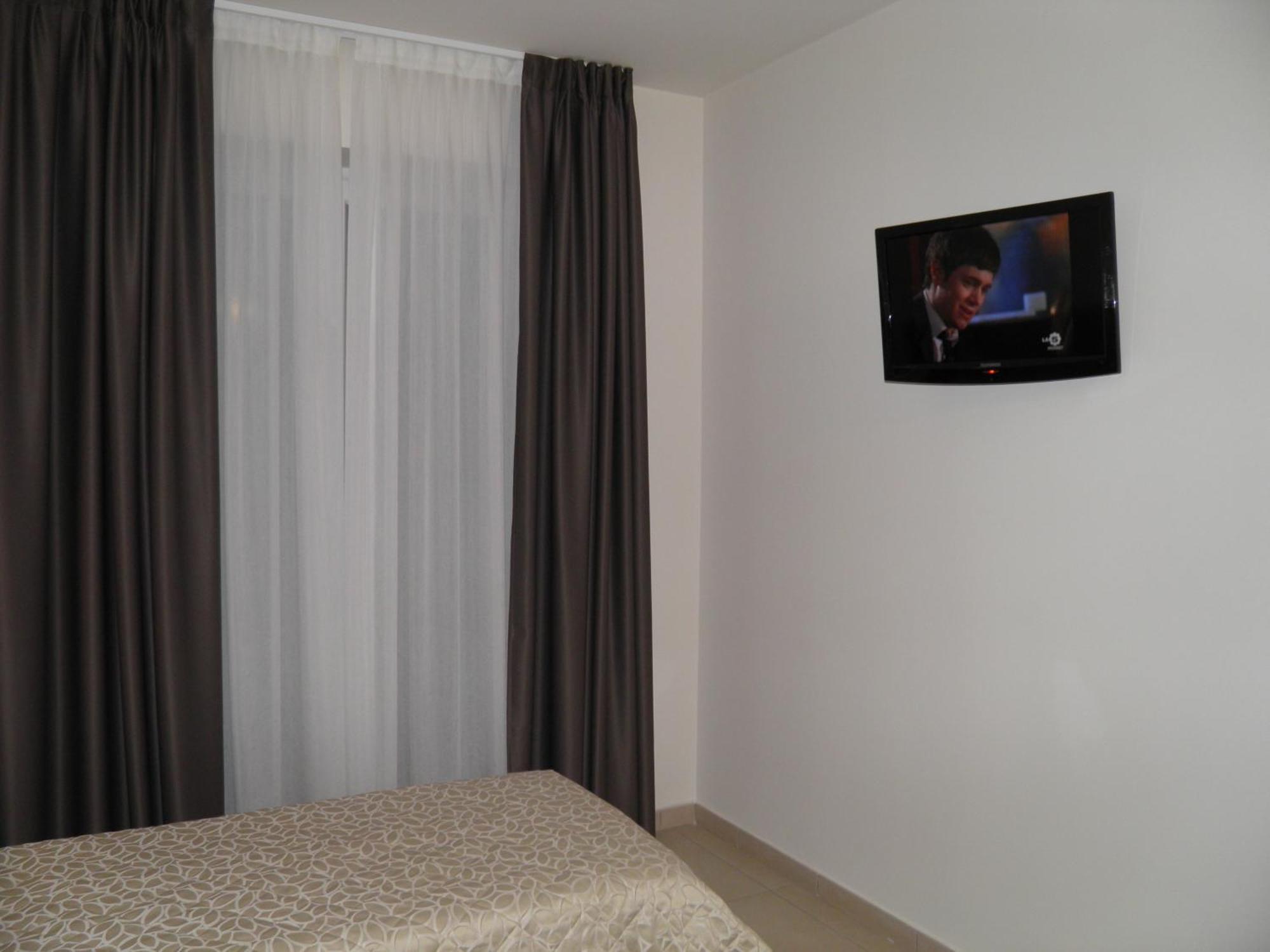 Hotel I Crespi โกรเซตโต ภายนอก รูปภาพ