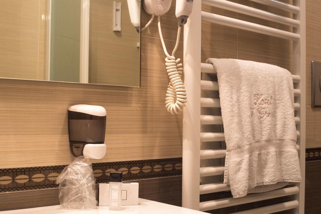 Hotel I Crespi โกรเซตโต ภายนอก รูปภาพ